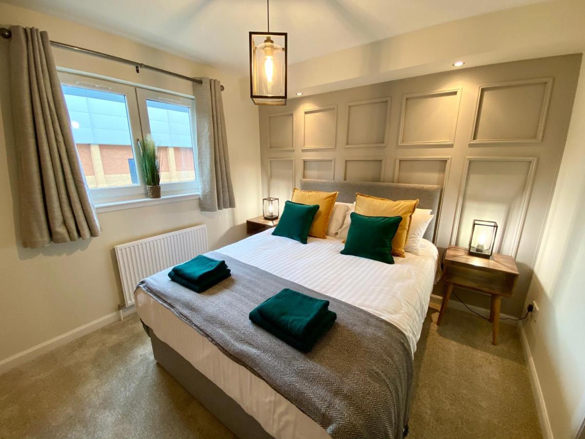 Monart Stylish City Centre Apartment, 2 Bed, Sleeps 6 Perth Kültér fotó